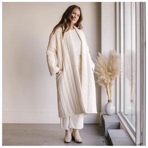7115 by Szeki Quilted long coat in cream